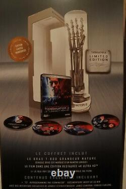 Collector Edition Limited Numbered Terminator 2 Arm Of The T800 + Blu Ray 3d +4k