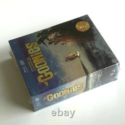 The Goonies (blu-ray + dvd) Box set film + board game NEW IN BLISTER PACK