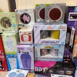 Lot de 250 figurines peluches figurines de personnages animés prix nouveautés