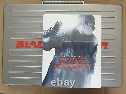 Mega Box Blade Runner 2049 and 1982 Steelbook + Blaster + Suitcase + Magnet 3D