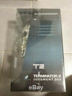 Terminator 2 Edition Limitee Collector Ultimate 4 disques DVD + Blu-ray + bonus